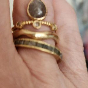 14 karat gold ring